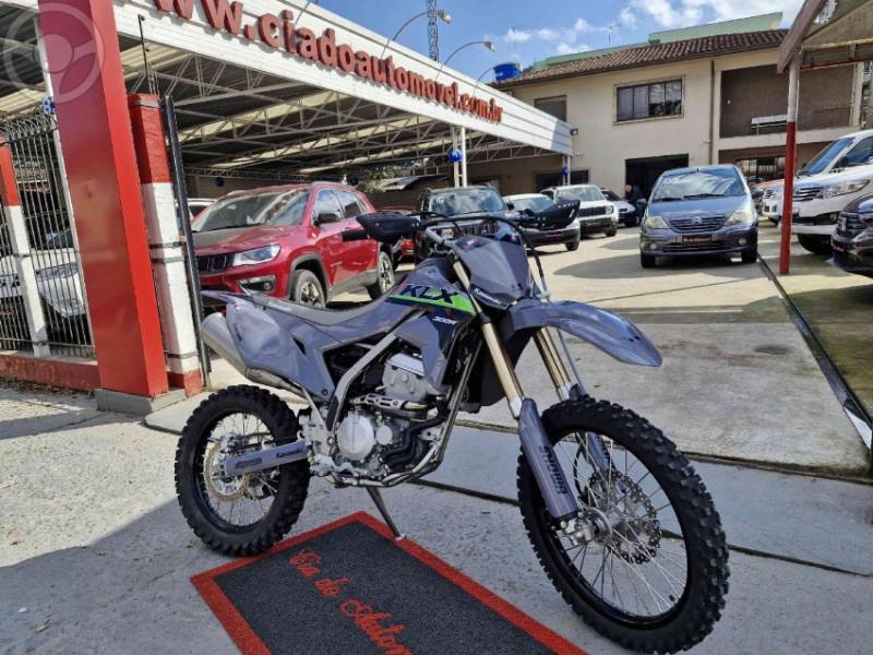 KAWASAKI - KLX - 2024/2025 - CINZA - R$ 33.900,00