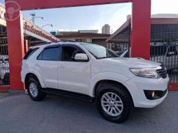 TOYOTA - HILUX SW4 3.0 SRV 4X4 16V TURBO INTERCOOLER DIESEL 4P AUTOMÁTICO - 2013/2013 - BRANCA - R$ 134.000,00
