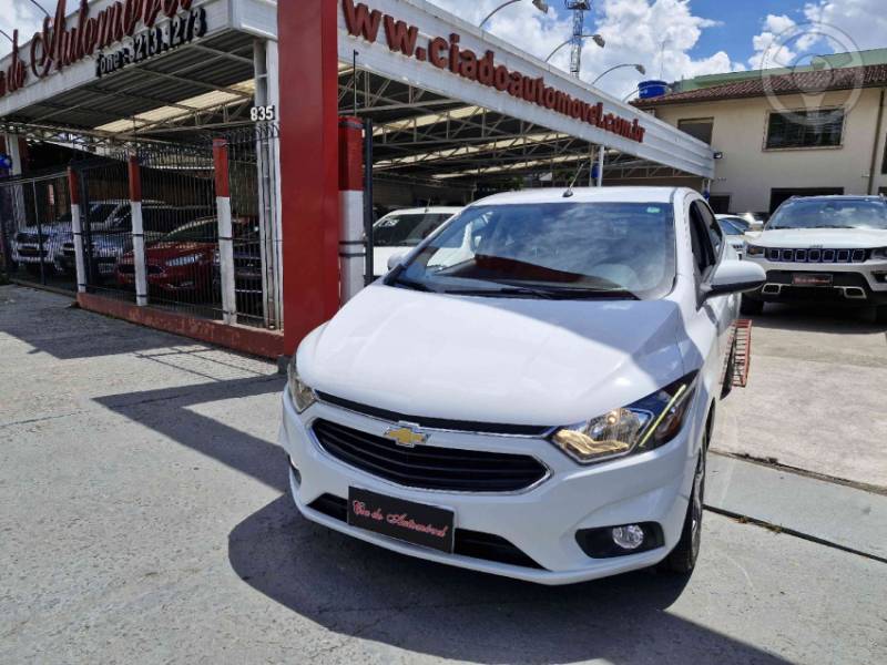 CHEVROLET - ONIX 1.4 MPFI LTZ 8V FLEX 4P MANUAL - 2018/2018 - BRANCA - R$ 67.900,00