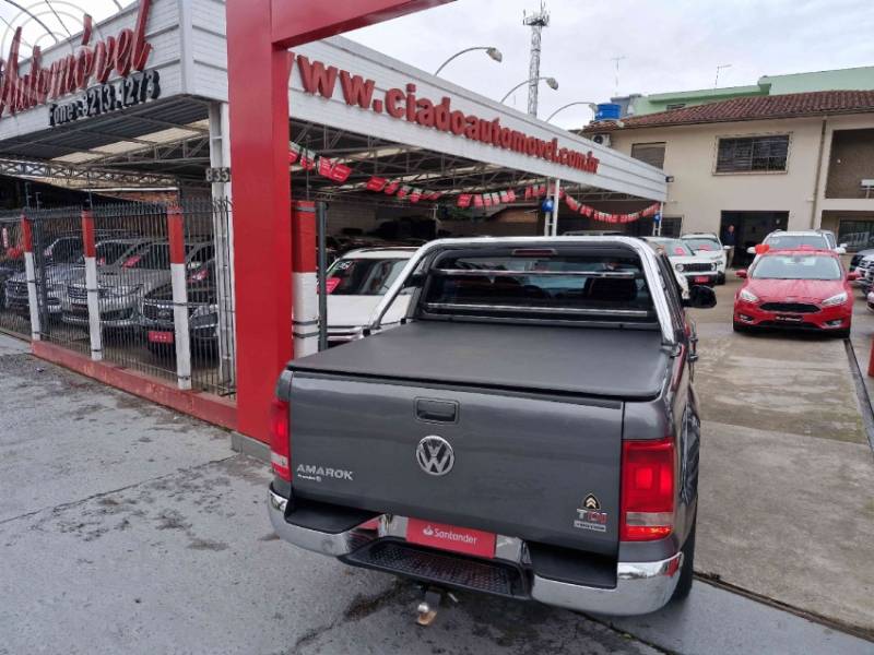VOLKSWAGEN - AMAROK 2.0 HIGHLINE 4X4 CD 16V TURBO INTERCOOLER DIESEL 4P MANUAL - 2010/2011 - CINZA - R$ 69.800,00