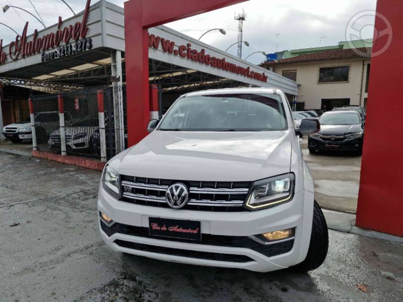 VOLKSWAGEN - AMAROK 3.0 V6 TDI HIGHLINE CD DIESEL 4MOTION AUTOMÁTICO - 2018/2018 - BRANCA - R$ 139.000,00