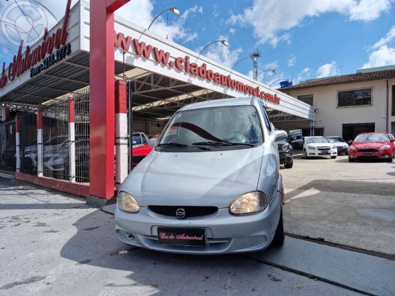 CHEVROLET - CORSA 1.0 MPFI CLASSIC SEDAN LIFE 8V FLEX 4P MANUAL - 2006/2007 - PRATA - R$ 22.900,00