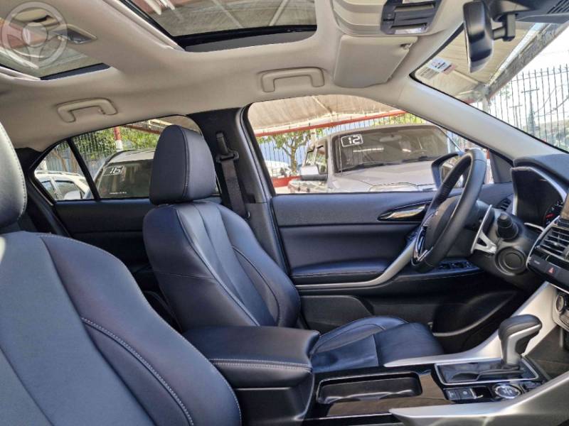 MITSUBISHI - ECLIPSE CROSS 1.5 HPE-S AWC 16V 4P AUTOMÁTICO - 2024/2025 - BRANCA - R$ 198.000,00