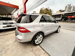 MERCEDES-BENZ - ML 350 3.0 BLUETEC V6 DIESEL 4P AUTOMÁTICO - 2015/2015 - PRATA - R$ 139.000,00