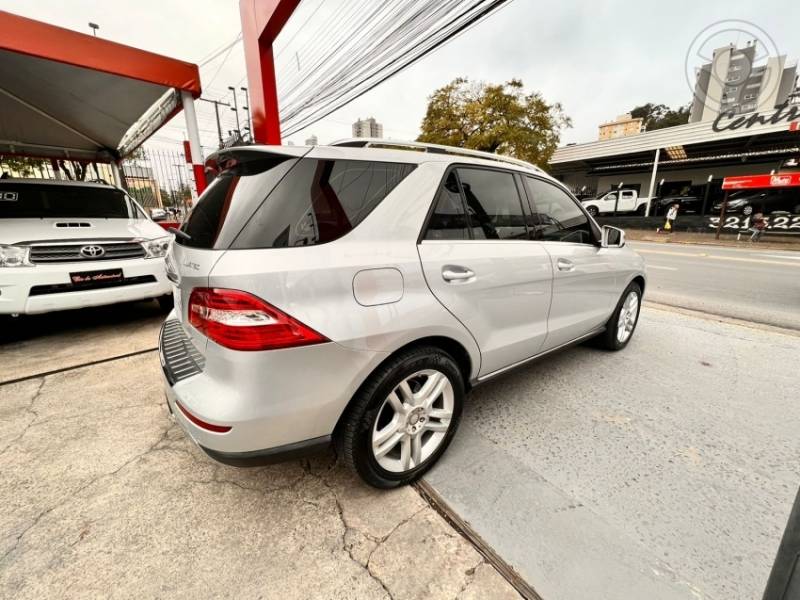 MERCEDES-BENZ - ML 350 3.0 BLUETEC V6 DIESEL 4P AUTOMÁTICO - 2015/2015 - PRATA - R$ 139.000,00