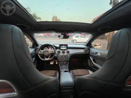MERCEDES-BENZ - GLA 250 2.0 16V TURBO SPORT 4P AUTOMÁTICO - 2015/2016 - BRANCA - R$ 134.000,00