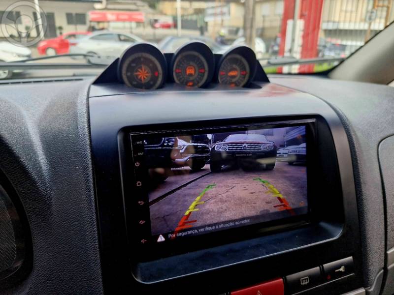 FIAT - IDEA 1.8 MPI ADVENTURE 16V FLEX 4P MANUAL - 2009/2010 - VERDE - R$ 32.900,00