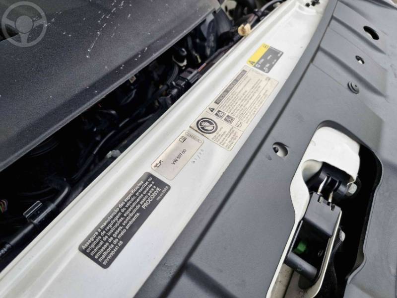 VOLKSWAGEN - AMAROK 3.0 V6 TDI HIGHLINE CD DIESEL 4MOTION AUTOMÁTICO - 2018/2018 - BRANCA - R$ 139.000,00