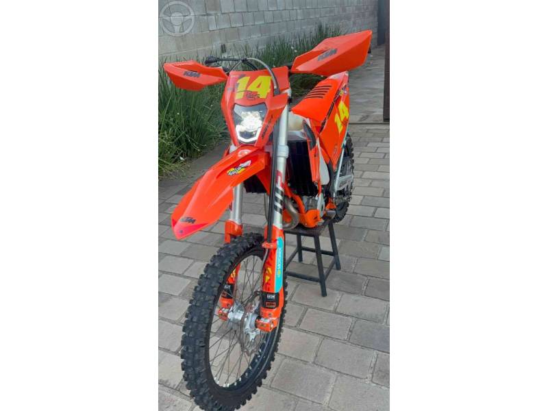 KTM - EXC 350 F - 2023/2023 - LARANJA - R$ 72.000,00