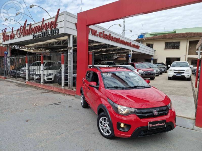 FIAT - MOBI 1.0 8V EVO FLEX WAY MANUAL - 2018/2018 - VERMELHA - R$ 47.900,00