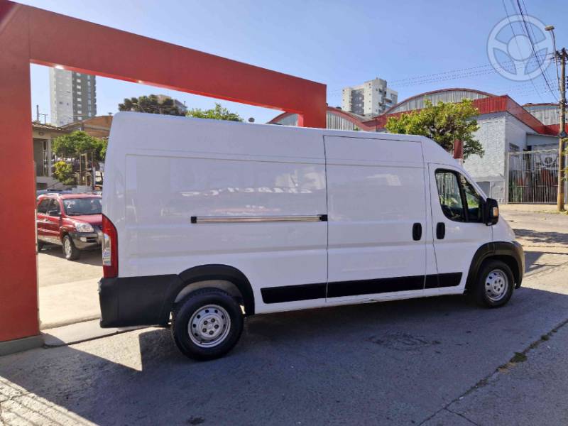FIAT - DUCATO 2.3 MAXICARGO 8V TURBO DIESEL 3P MANUAL - 2019/2019 - BRANCA - R$ 150.000,00