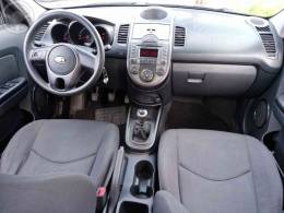 KIA MOTORS - SOUL 1.6 EX 16V FLEX 4P MANUAL - 2011/2012 - PRETA - R$ 42.900,00
