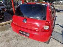 RENAULT - CLIO 1.0 CAMPUS 16V FLEX 4P MANUAL - 2012/2012 - VERMELHA - R$ 23.900,00