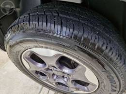 JEEP - RENEGADE 1.8 16V FLEX LONGITUDE 4P AUTOMÁTICO - 2017/2017 - PRETA - R$ 64.900,00