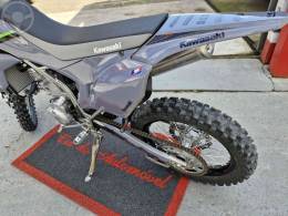 KAWASAKI - KLX - 2024/2025 - CINZA - R$ 33.900,00
