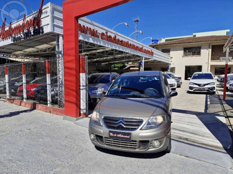 CITROËN - C3 1.6 EXCLUSIVE 16V FLEX 4P AUTOMÁTICO - 2011/2012 - MARROM - R$ 33.900,00
