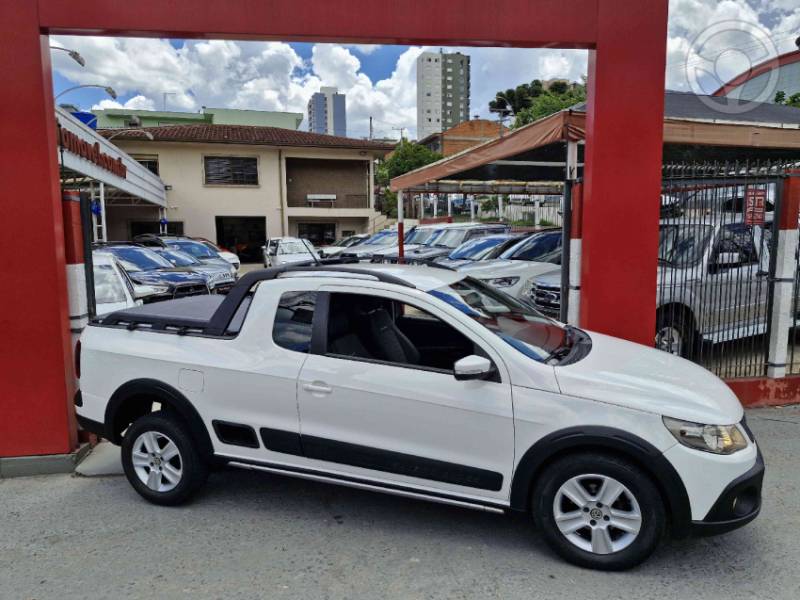VOLKSWAGEN - SAVEIRO 1.6 CROSS CE 8V FLEX 2P MANUAL - 2010/2011 - BRANCA - R$ 49.000,00