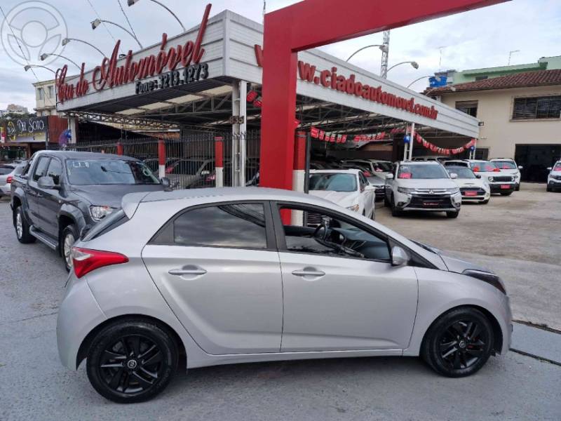 HYUNDAI - HB20 1.6 COMFORT 16V FLEX 4P MANUAL - 2013/2013 - PRATA - R$ 39.800,00