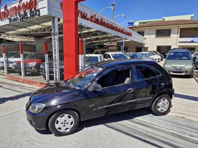 CHEVROLET - CELTA 1.0 MPFI LIFE 8V FLEX 2P MANUAL - 2009/2009 - PRETA - R$ 21.900,00