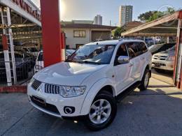 MITSUBISHI - PAJERO DAKAR 3.2 HPE 4X4 7 LUGARES 16V TURBO INTERCOOLER DIESEL 4P AUTOMÁTICO - 2011/2012 - BRANCA - R$ 99.900,00