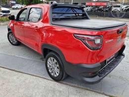 FIAT - STRADA - 2021/2022 - VERMELHA - R$ 92.000,00