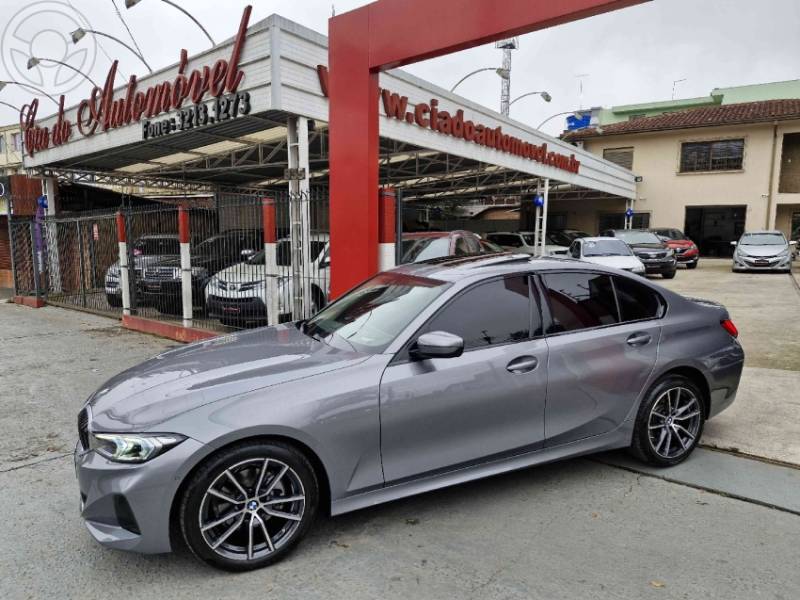 BMW - 320I 2.0 SPORT GP 16V TURBO ACTIVE FLEX 4P AUTOMÁTICO - 2024/2024 - CHUMBO - R$ 309.000,00
