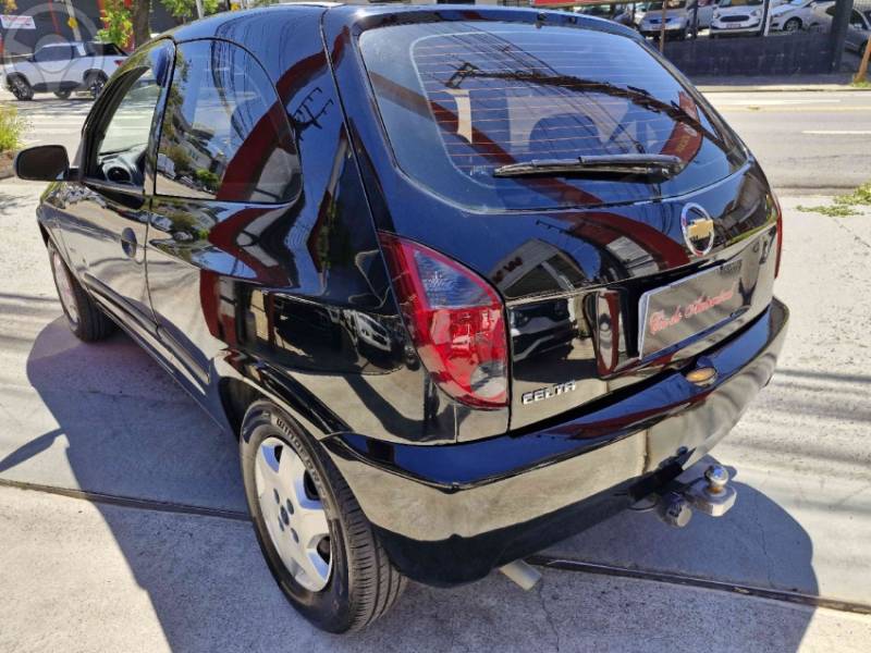 CHEVROLET - CELTA 1.0 MPFI LIFE 8V FLEX 2P MANUAL - 2009/2009 - PRETA - R$ 21.900,00