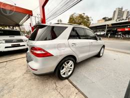 MERCEDES-BENZ - ML 350 3.0 BLUETEC V6 DIESEL 4P AUTOMÁTICO - 2015/2015 - PRATA - R$ 159.000,00