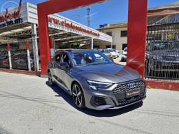 AUDI - A3 2.0 TFSI PERFORMANCE BLACK SEDAN 4P AUTOMÁTICA - 2022/2023 - CINZA - R$ 225.000,00