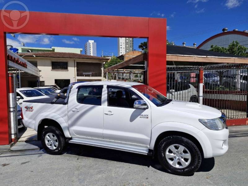TOYOTA - HILUX 3.0 SRV TOP 4X4 CD 16V TURBO INTERCOOLER DIESEL 4P AUTOMÁTICO - 2014/2015 - BRANCA - R$ 149.000,00