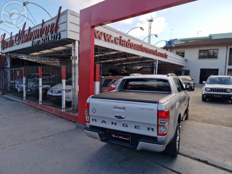 FORD - RANGER 3.2 LIMITED 4X4 CD 20V DIESEL 4P AUTOMÁTICO - 2014/2014 - PRATA - R$ 99.800,00