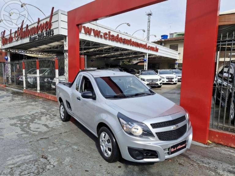 CHEVROLET - MONTANA 1.4 MPFI LS CS 8V FLEX 2P MANUAL - 2013/2014 - PRATA - R$ 39.800,00