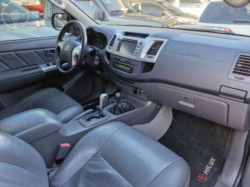 TOYOTA - HILUX 3.0 SRV 4X4 CD 16V TURBO INTERCOOLER DIESEL 4P AUTOMÁTICO - 2012/2012 - PRETA - R$ 115.000,00