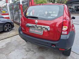 RENAULT - DUSTER 1.6 4X2 16V FLEX 4P MANUAL - 2012/2013 - BORDO - R$ 53.000,00