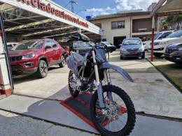 KAWASAKI - KLX - 2024/2025 - CINZA - R$ 33.900,00