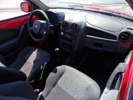 FORD - KA 1.0 MPI 8V FLEX 2P MANUAL - 2013/2013 - VERMELHA - R$ 26.900,00