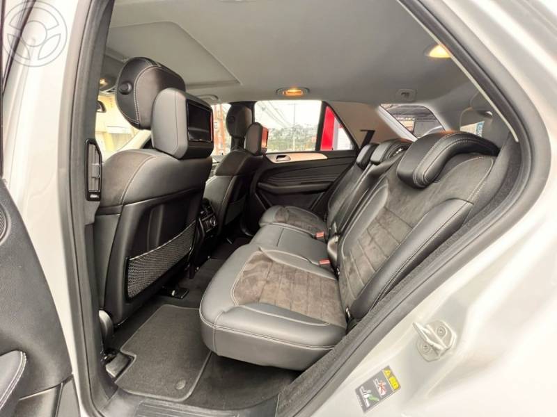 MERCEDES-BENZ - ML 350 3.0 BLUETEC V6 DIESEL 4P AUTOMÁTICO - 2015/2015 - PRATA - R$ 159.000,00