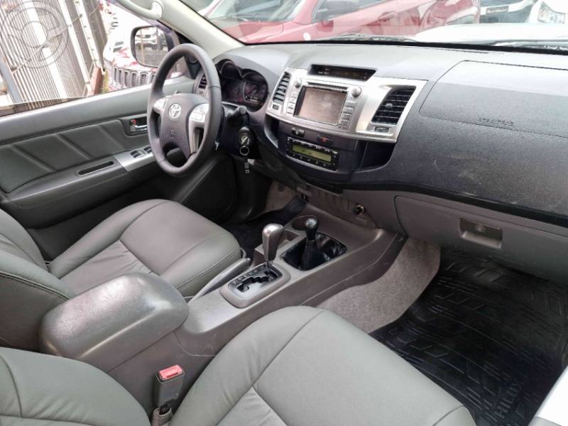 TOYOTA - HILUX 3.0 SRV 4X4 CD 16V TURBO INTERCOOLER DIESEL 4P AUTOMÁTICO - 2015/2015 - PRATA - R$ 143.000,00
