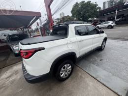 FIAT - TORO 1.8 16V EVO FLEX FREEDOM AUTOMÁTICO - 2018/2019 - BRANCA - R$ 89.000,00