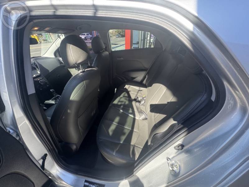 HYUNDAI - HB20X 1.6 16V STYLE FLEX 4P AUTOMÁTICO - 2013/2014 - PRATA - R$ 55.900,00