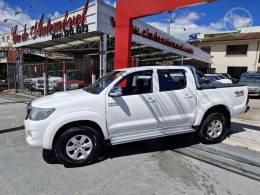TOYOTA - HILUX 3.0 SRV TOP 4X4 CD 16V TURBO INTERCOOLER DIESEL 4P AUTOMÁTICO - 2014/2015 - BRANCA - R$ 149.000,00
