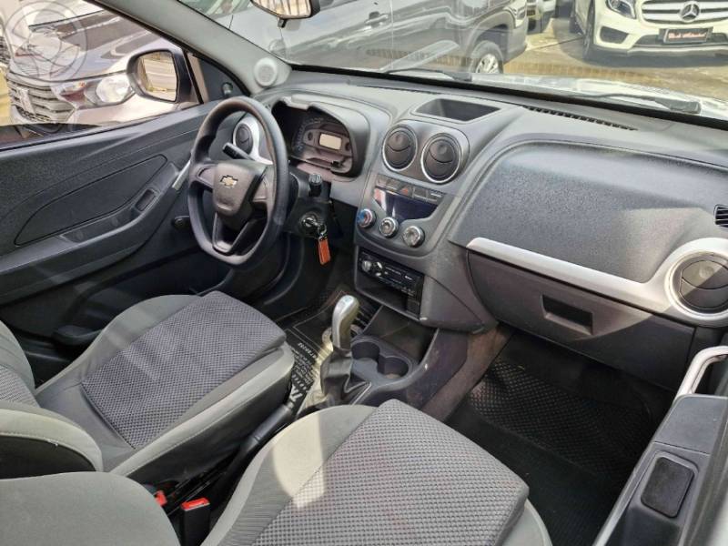 CHEVROLET - MONTANA 1.4 MPFI LS CS 8V FLEX 2P MANUAL - 2013/2014 - PRATA - R$ 39.800,00