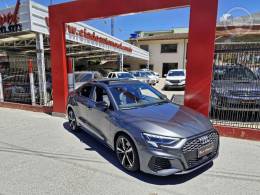 AUDI - A3 2.0 TFSI PERFORMANCE BLACK SEDAN 4P AUTOMÁTICA - 2022/2023 - CINZA - R$ 199.000,00