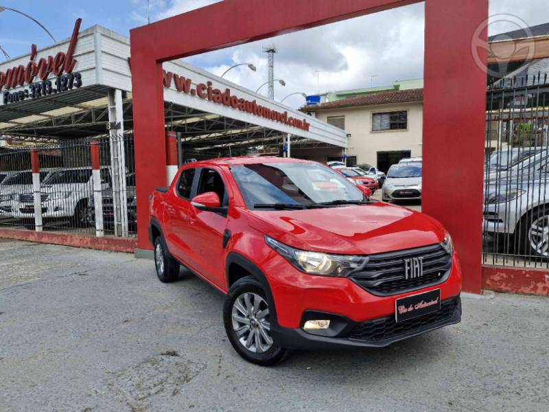 FIAT - STRADA - 2021/2022 - VERMELHA - R$ 92.000,00