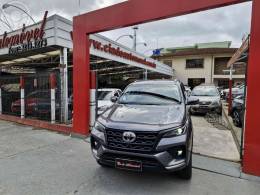 TOYOTA - HILUX SW4 2.8 SRX 4X4 16V TURBO INTERCOOLER DIESEL 4P AUTOMÁTICO - 2021/2022 - CINZA - R$ 309.000,00