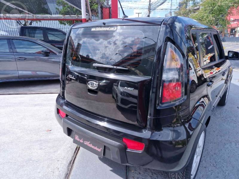 KIA MOTORS - SOUL 1.6 EX 16V FLEX 4P MANUAL - 2011/2012 - PRETA - R$ 42.900,00