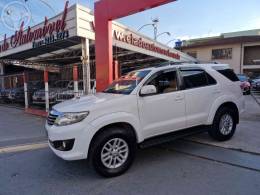 TOYOTA - HILUX SW4 3.0 SRV 4X4 16V TURBO INTERCOOLER DIESEL 4P AUTOMÁTICO - 2013/2013 - BRANCA - R$ 134.000,00