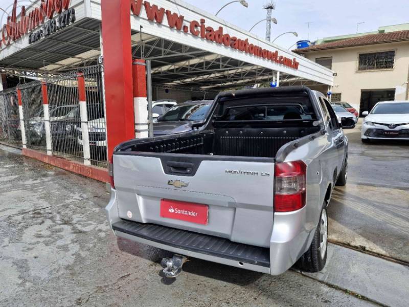 CHEVROLET - MONTANA 1.4 MPFI LS CS 8V FLEX 2P MANUAL - 2013/2014 - PRATA - R$ 39.800,00