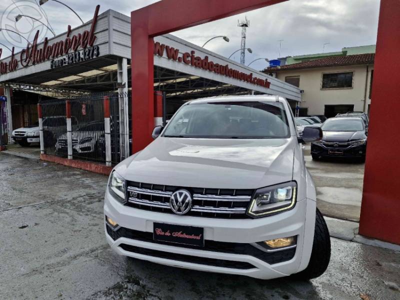 VOLKSWAGEN - AMAROK 3.0 V6 TDI HIGHLINE CD DIESEL 4MOTION AUTOMÁTICO - 2018/2018 - BRANCA - R$ 139.000,00