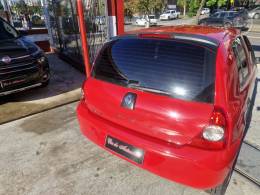 RENAULT - CLIO 1.0 CAMPUS 16V FLEX 4P MANUAL - 2012/2012 - VERMELHA - R$ 23.900,00